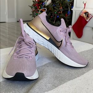 Nike react infinity flyknit plum fog